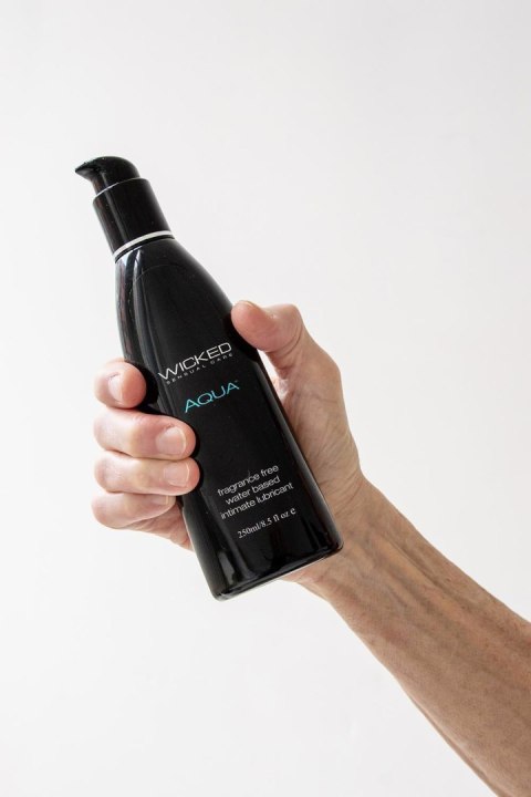 Lubrykant na bazie wody Wicked Aqua 250 ml Wicked Sensual Care