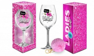 LADIES TIME - kieliszek do wina Signoria 700ml + pompon - Najpiękniejsza House of Mugs