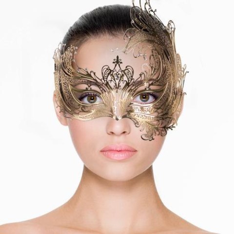 Metal Mask Gold ONE-DC B.V.